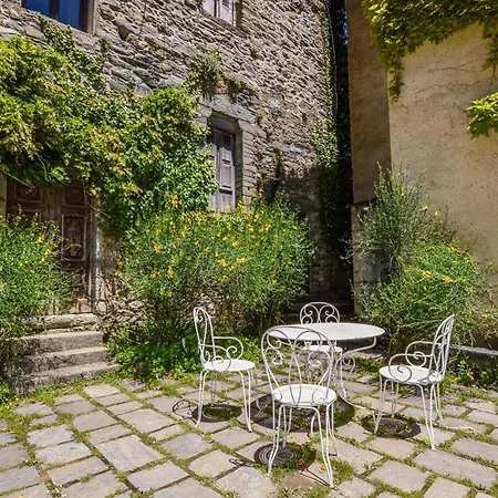 Cozy In Brustico Lägenhet